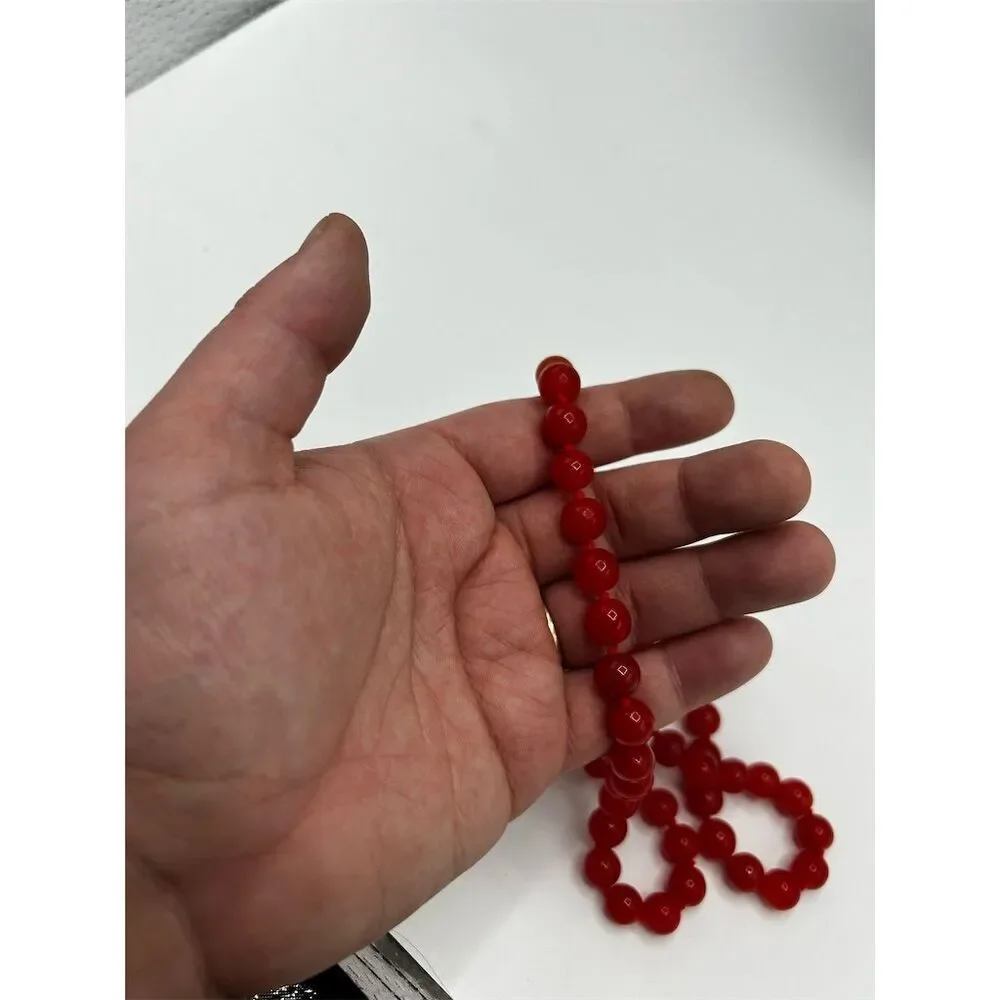 Vintage  Red Beaded Necklace - Picture 2 of 4
